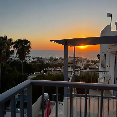 Apartment Two Br Sea View With Balcony And Pool Paphos