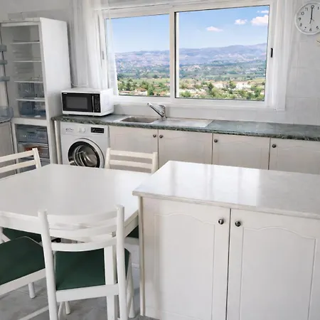 Apartment Two Br Sea View With Balcony And Pool Paphos