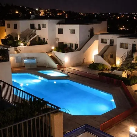 Apartment Two Br Sea View With Balcony And Pool Paphos Klorakas