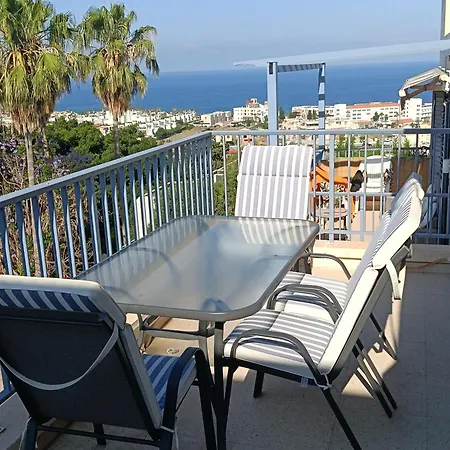 Apartment Two Br Sea View With Balcony And Pool Paphos *