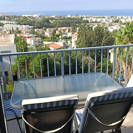 Two Br Sea View With Balcony And Pool Paphos Apartment *