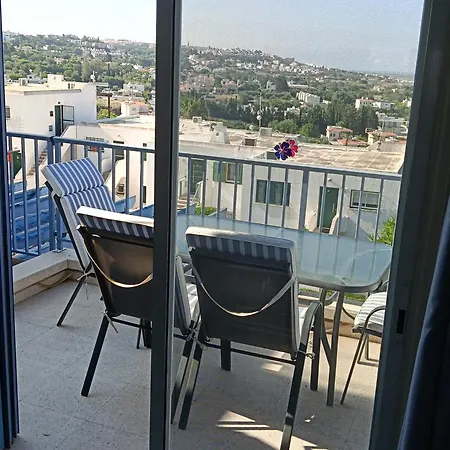 Two Br Sea View With Balcony And Pool Paphos